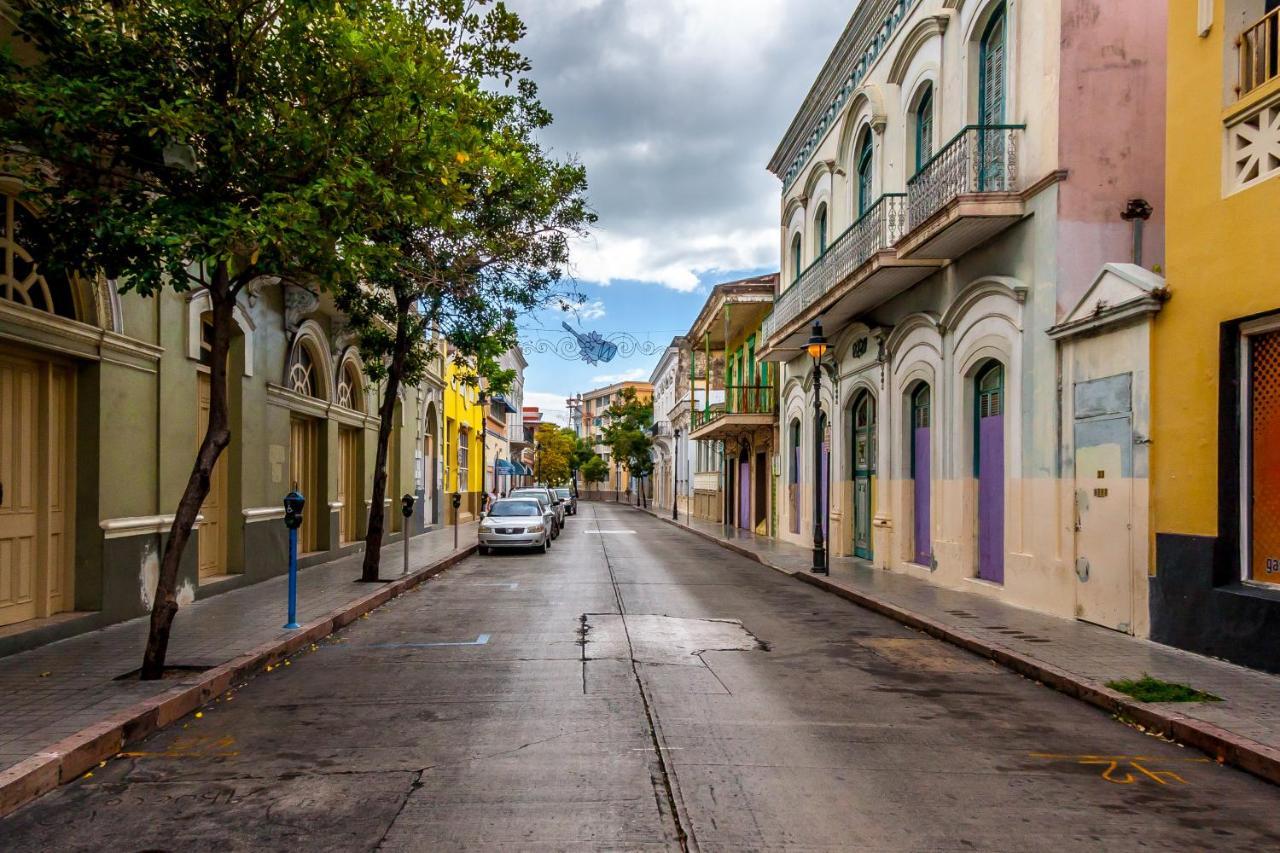 Appartement Luxury Retreat With Private Jacuzzi And Mountain Views Free Parking à Ponce Extérieur photo